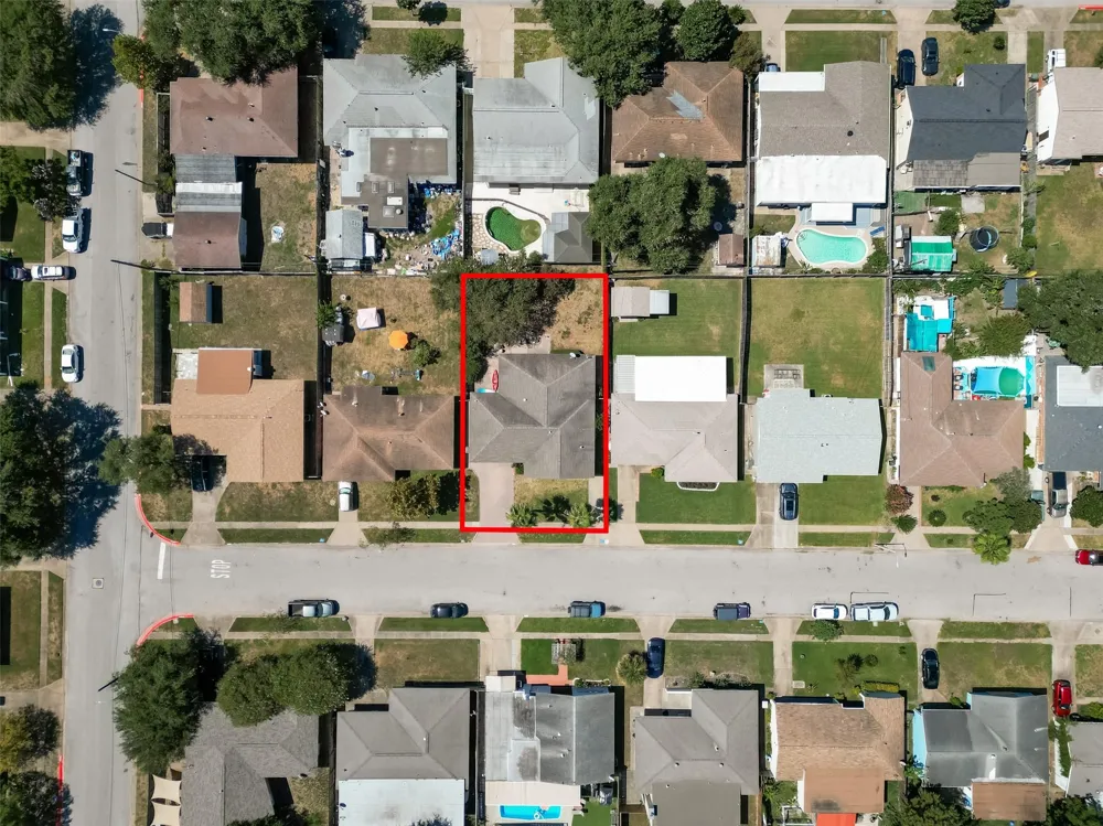 7210 Yucca Drive Galveston, TX 77551