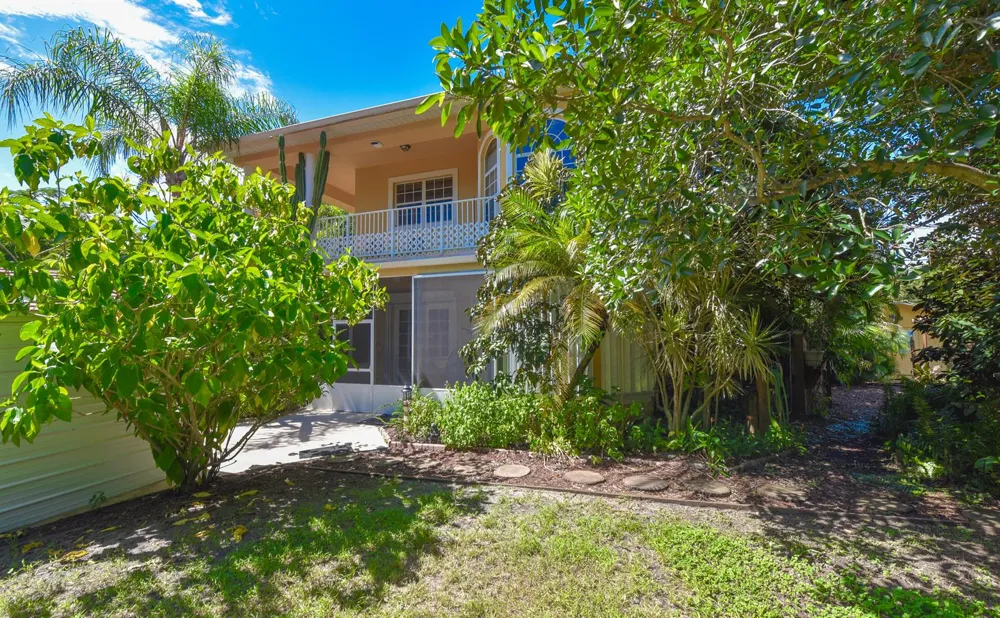 8073 S Indian River Drive Fort Pierce, FL 34982