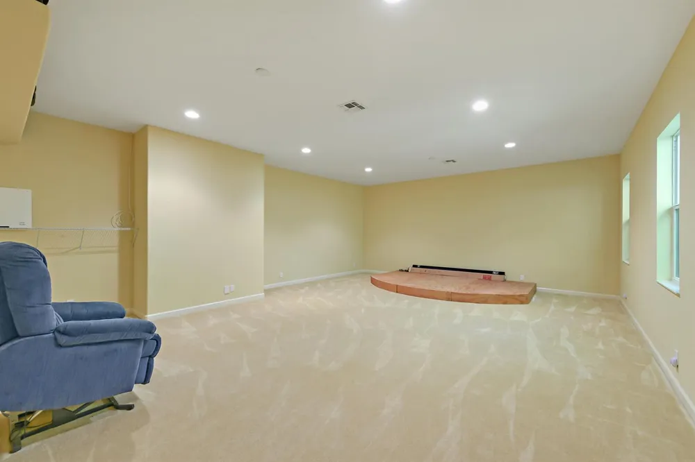 8073 S Indian River Drive Fort Pierce, FL 34982
