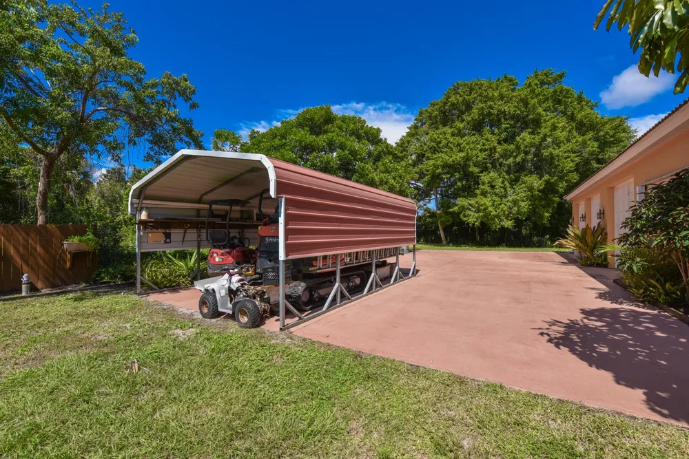 8073 S Indian River Drive Fort Pierce, FL 34982