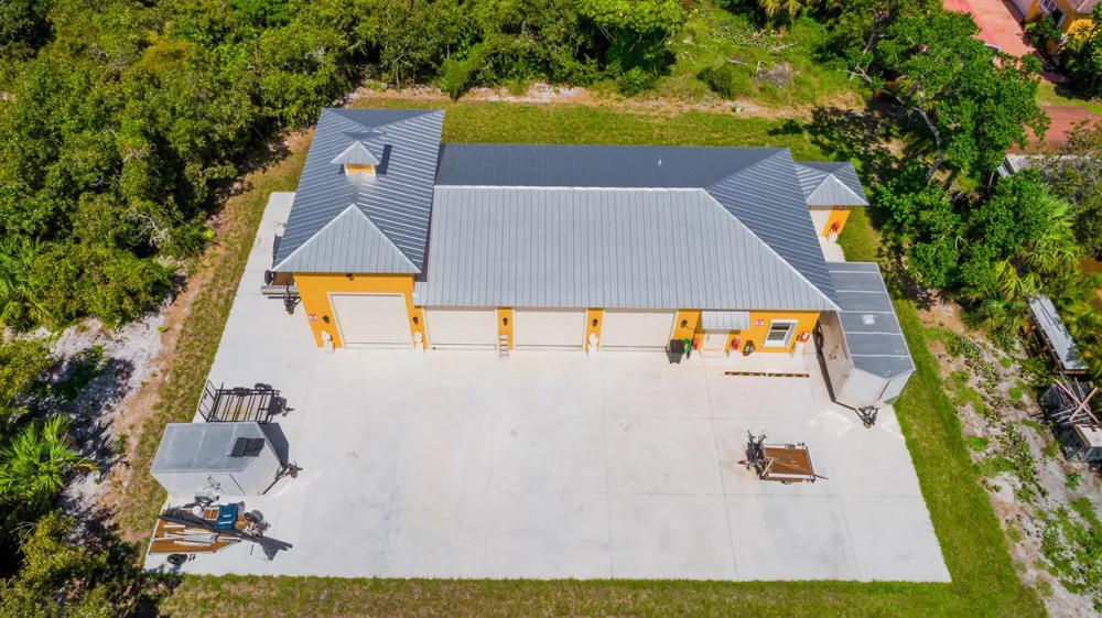 8073 S Indian River Drive Fort Pierce, FL 34982