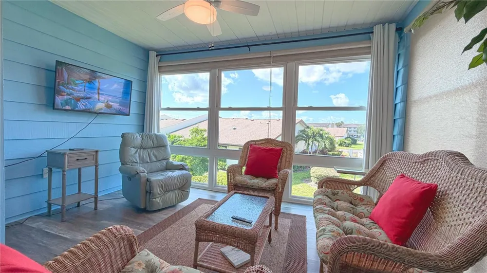 7163 28TH AVENUE W #7163 Bradenton, FL 34209