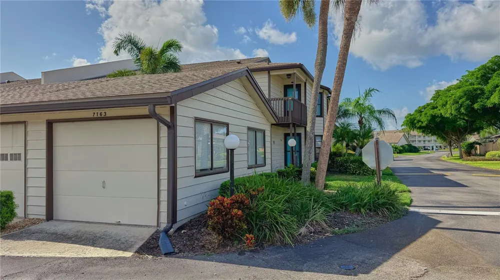 7163 28TH AVENUE W #7163 Bradenton, FL 34209