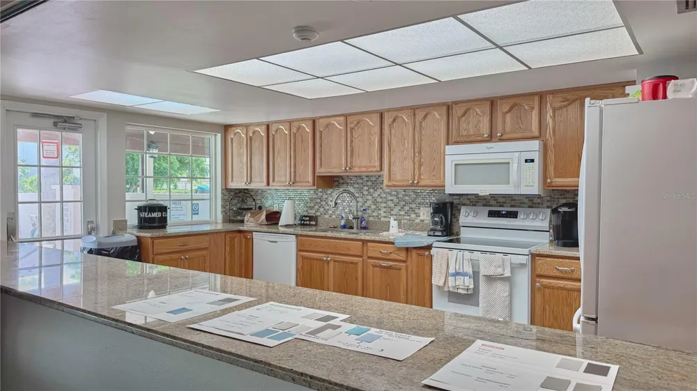 7163 28TH AVENUE W #7163 Bradenton, FL 34209
