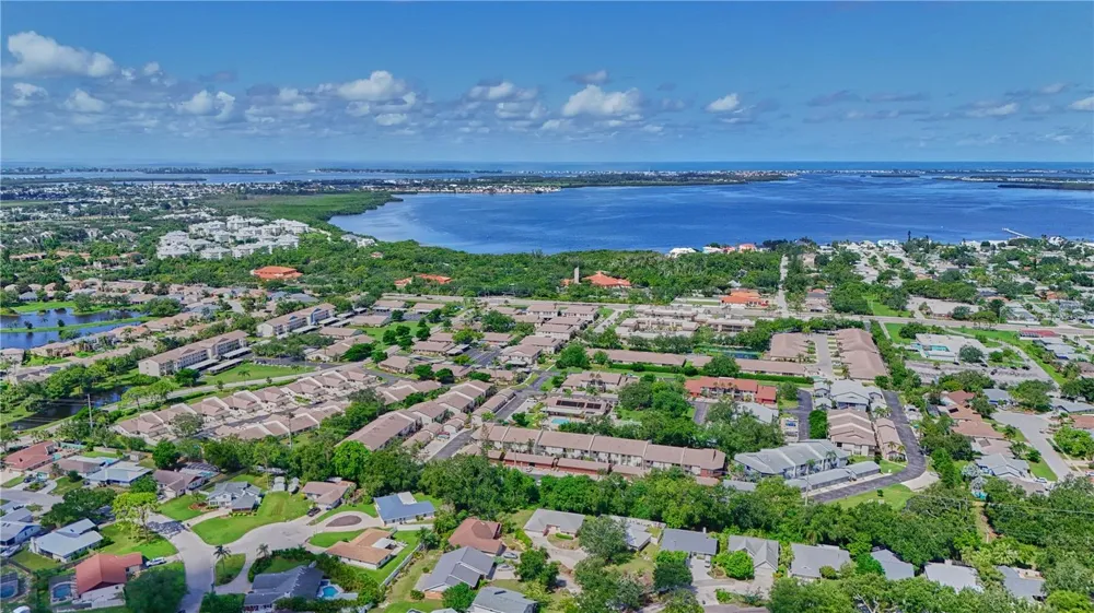 7163 28TH AVENUE W #7163 Bradenton, FL 34209