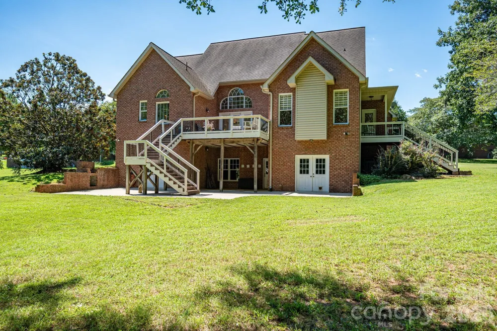 231 Silver Creek Lane Shelby, NC 28152