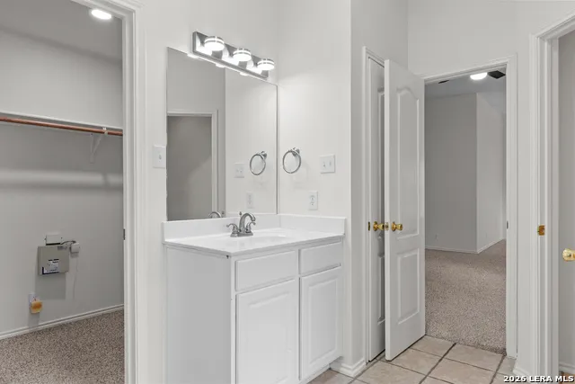 17 NIKITA San Antonio, TX 78248