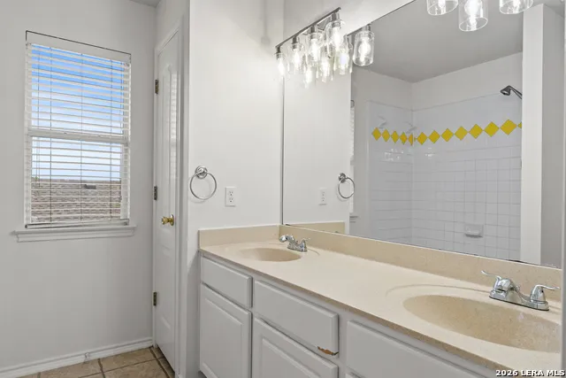 17 NIKITA San Antonio, TX 78248