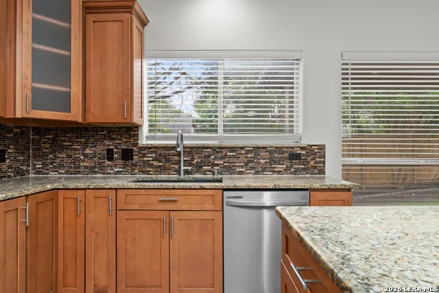 17 NIKITA San Antonio, TX 78248