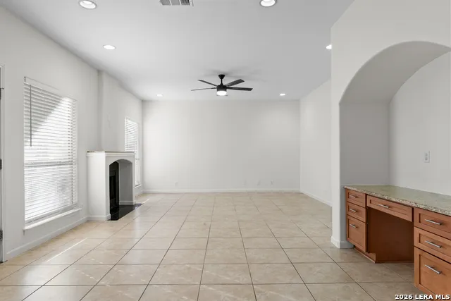 17 NIKITA San Antonio, TX 78248