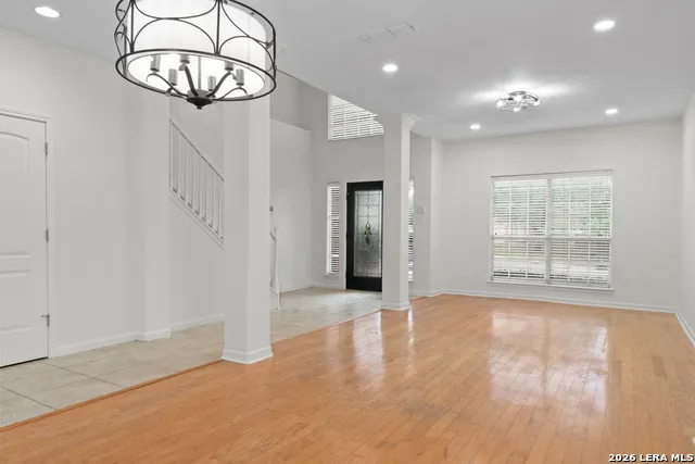 17 NIKITA San Antonio, TX 78248