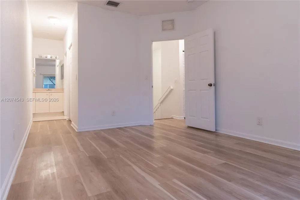 1410 S Santa Catalina Cir North Lauderdale, FL 33068