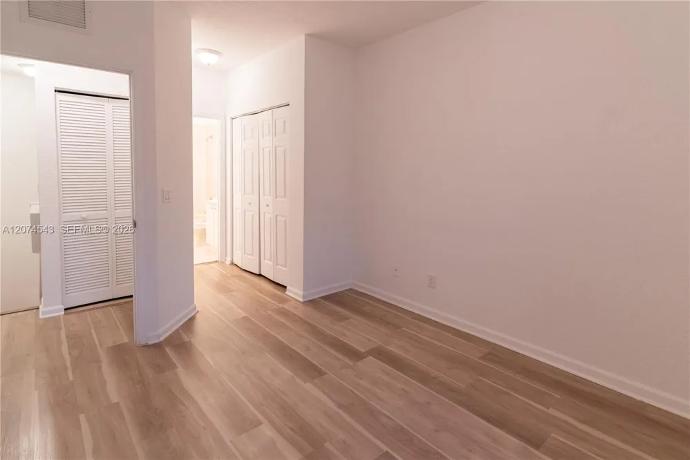 1410 S Santa Catalina Cir North Lauderdale, FL 33068