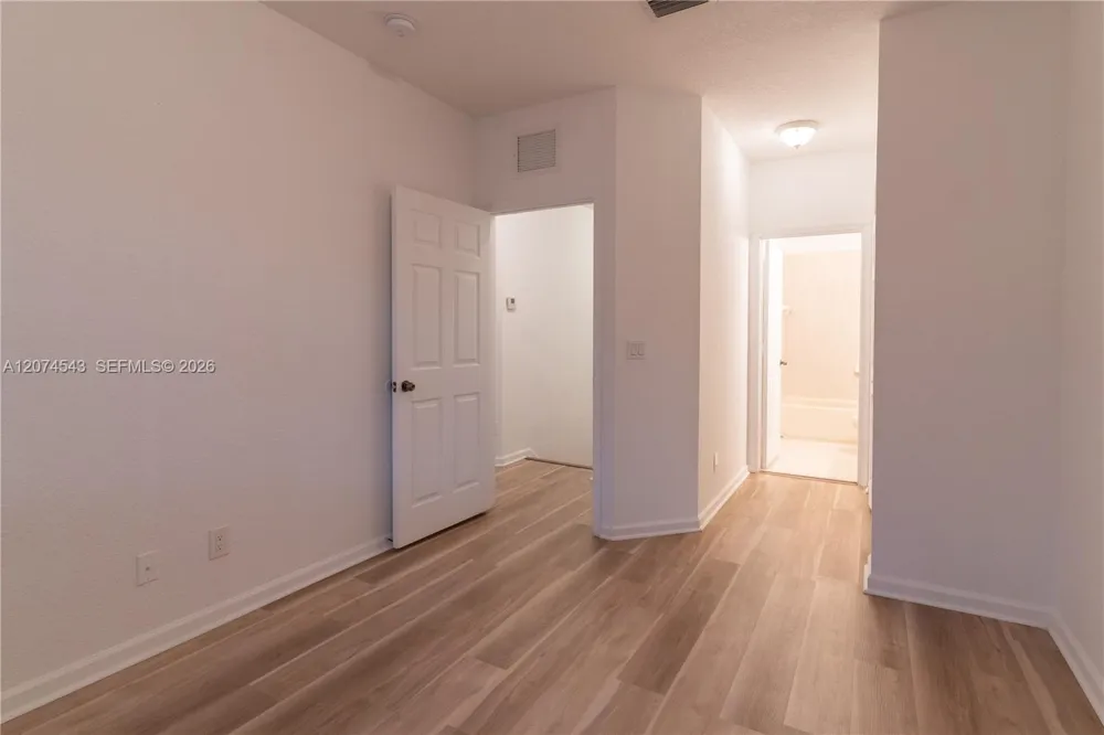 1410 S Santa Catalina Cir North Lauderdale, FL 33068