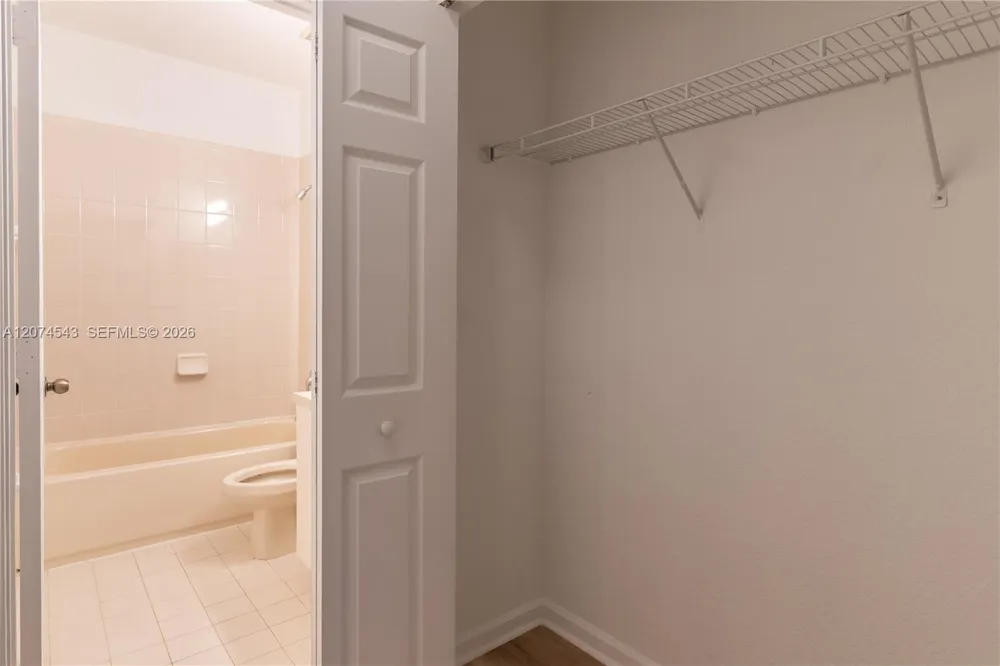 1410 S Santa Catalina Cir North Lauderdale, FL 33068