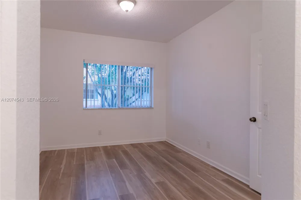 1410 S Santa Catalina Cir North Lauderdale, FL 33068