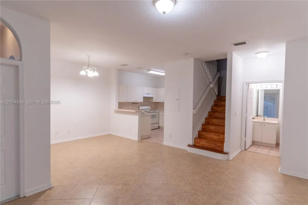 1410 S Santa Catalina Cir North Lauderdale, FL 33068