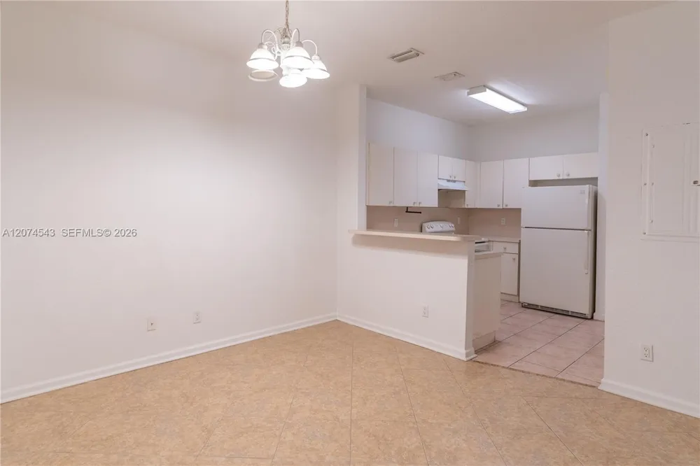 1410 S Santa Catalina Cir North Lauderdale, FL 33068
