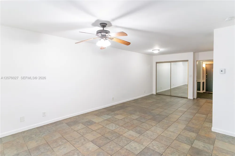3101 Oakland Shores Dr #H207 Oakland Park, FL 33309