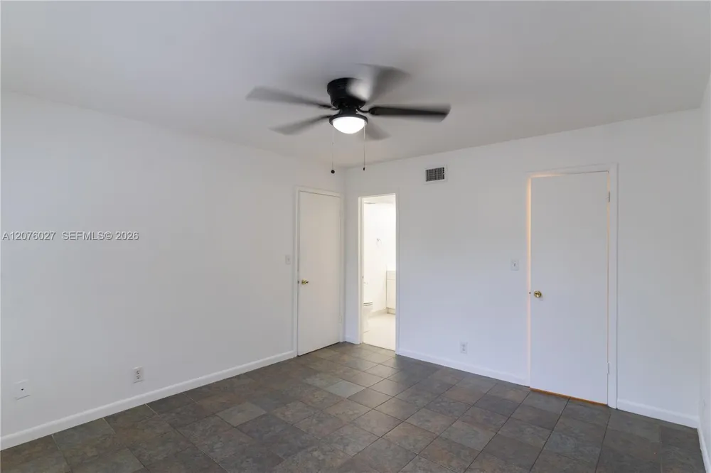 3101 Oakland Shores Dr #H207 Oakland Park, FL 33309
