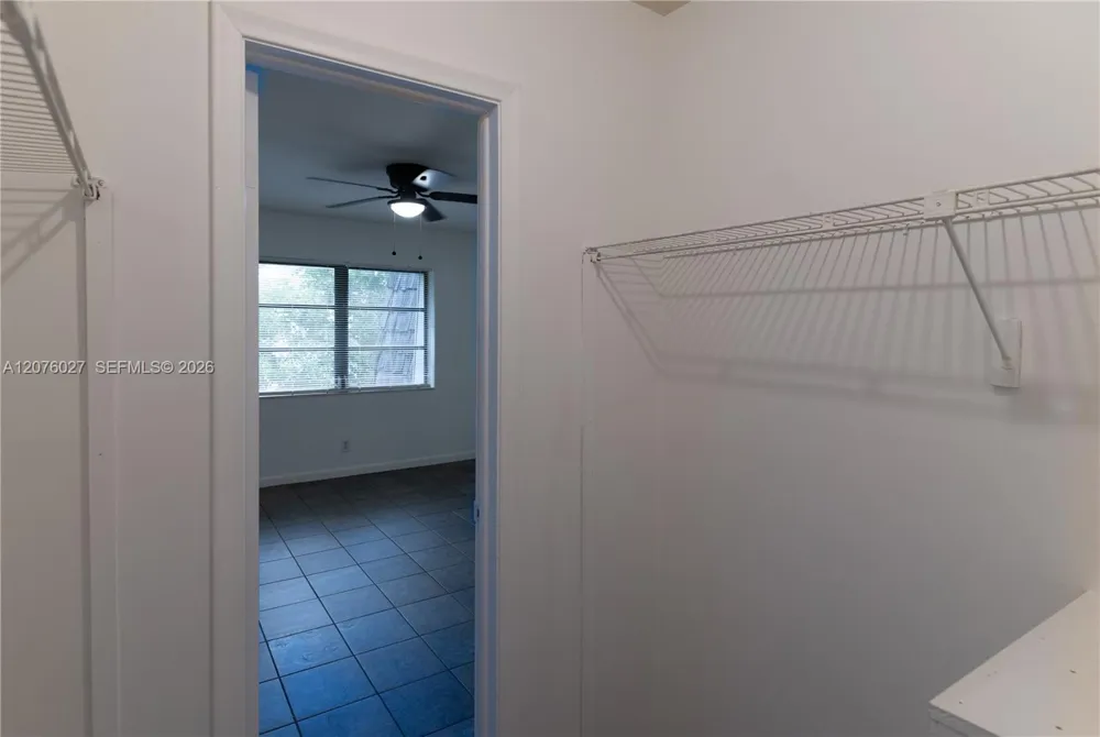 3101 Oakland Shores Dr #H207 Oakland Park, FL 33309