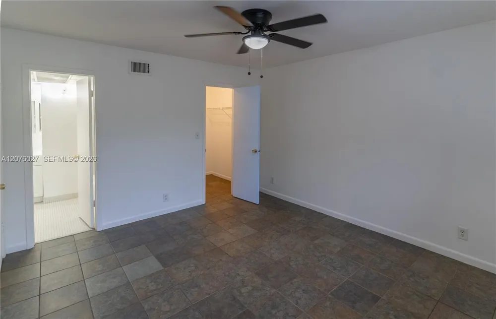 3101 Oakland Shores Dr #H207 Oakland Park, FL 33309