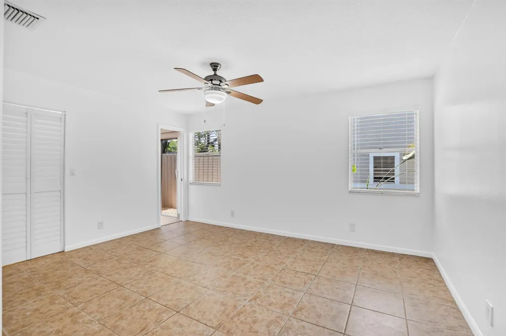 1971 Discovery Circle E Deerfield Beach, FL 33442