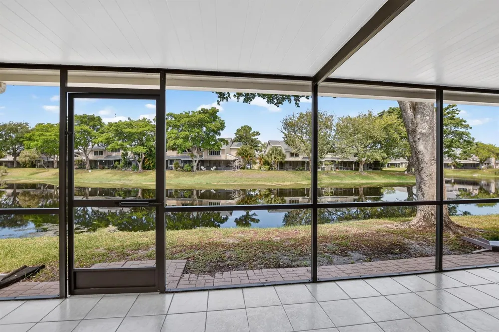 1971 Discovery Circle E Deerfield Beach, FL 33442