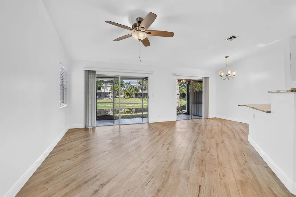1971 Discovery Circle E Deerfield Beach, FL 33442