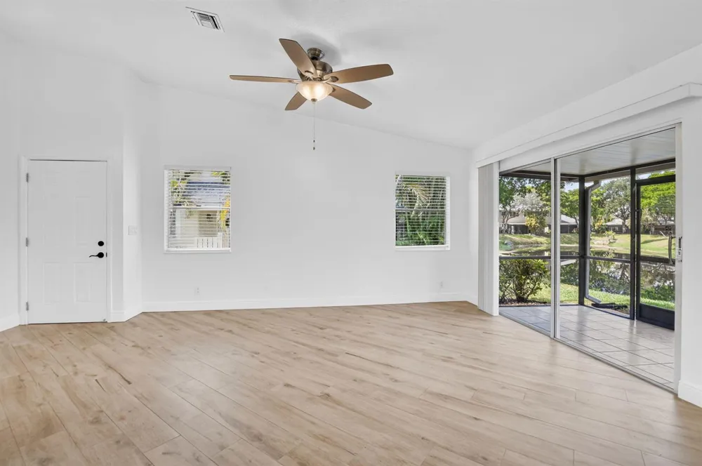 1971 Discovery Circle E Deerfield Beach, FL 33442