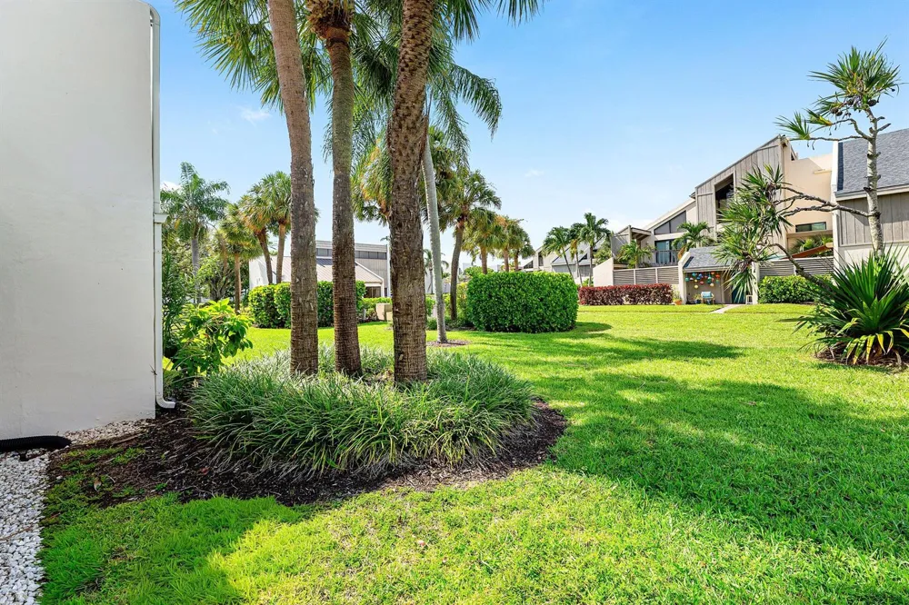 1605 S US HIGHWAY 1 #M2-108 Jupiter, FL 33477