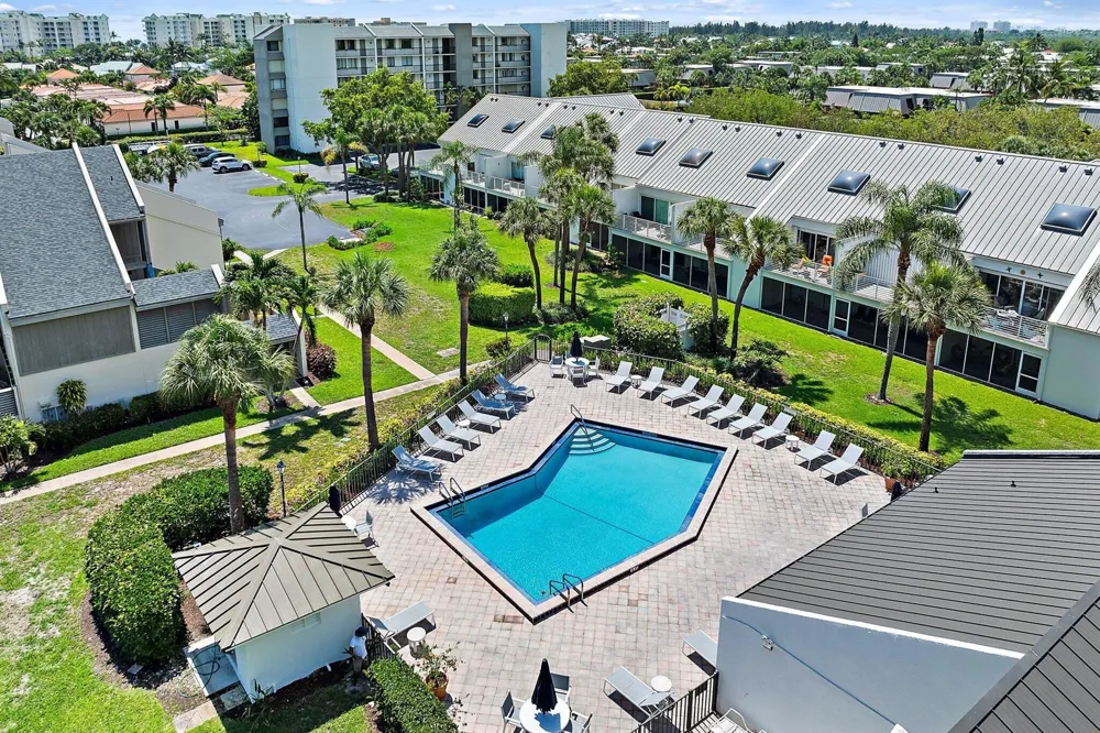 1605 S US HIGHWAY 1 #M2-108 Jupiter, FL 33477