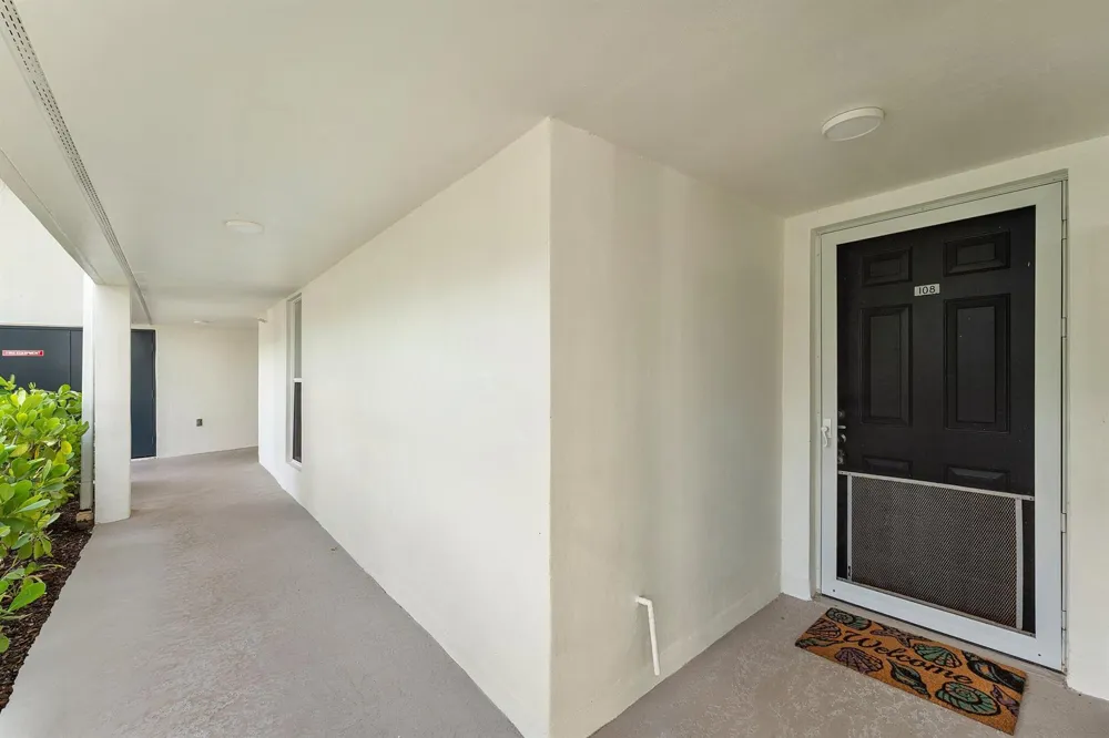 1605 S US HIGHWAY 1 #M2-108 Jupiter, FL 33477