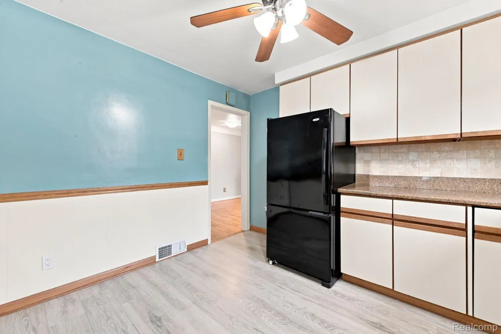 8720 Randy Drive Westland City, MI 48185