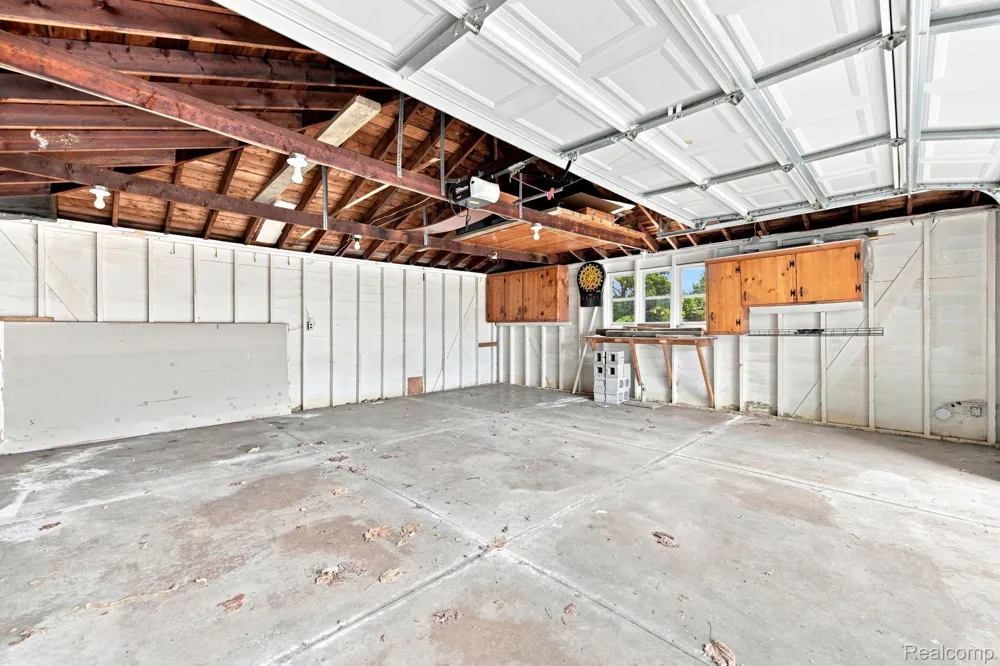 8720 Randy Drive Westland City, MI 48185
