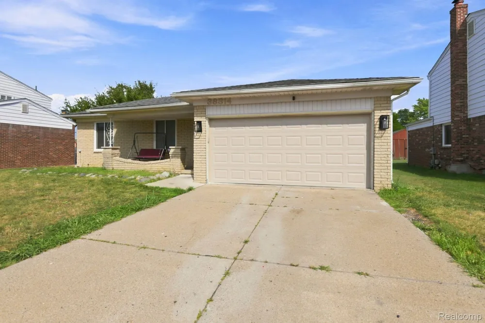 38314 Steede Drive Sterling Heights City, MI 48310