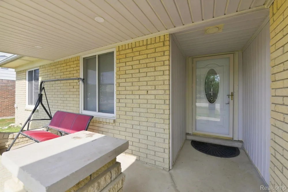 38314 Steede Drive Sterling Heights City, MI 48310