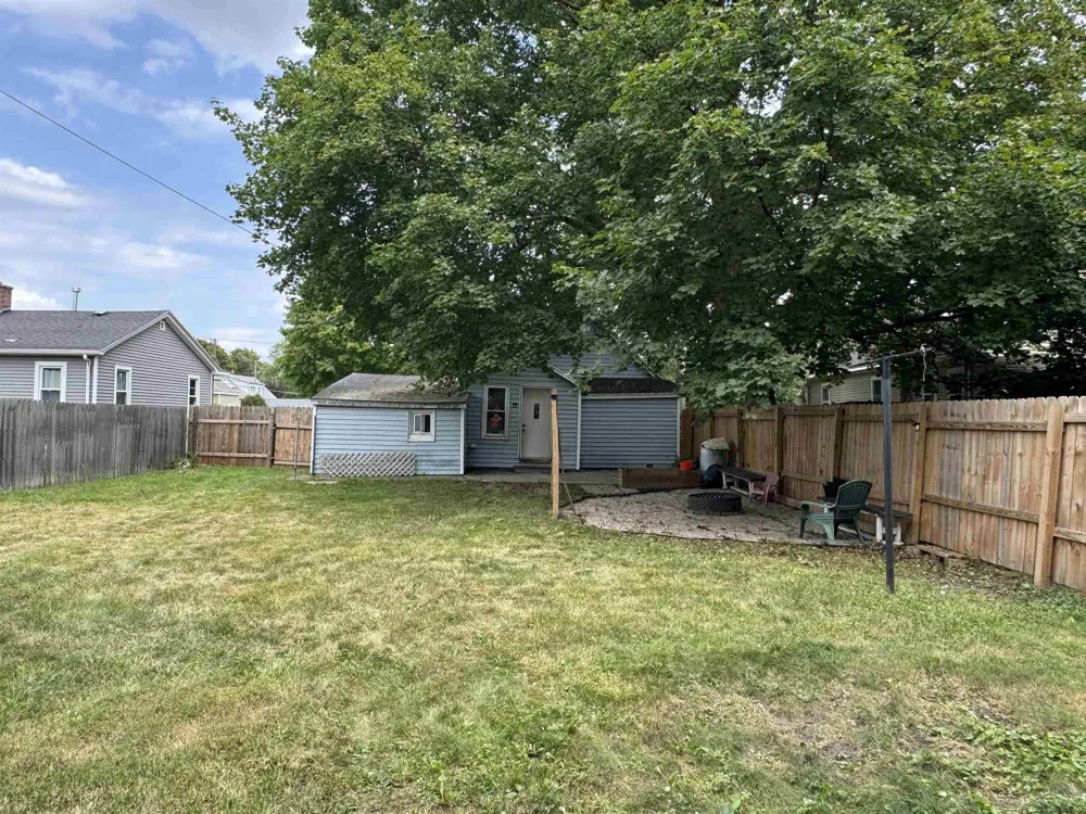 2012 Marsac Street Bay City City, MI 48708