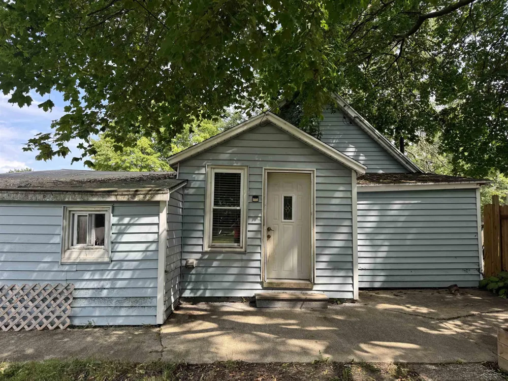 2012 Marsac Street Bay City City, MI 48708