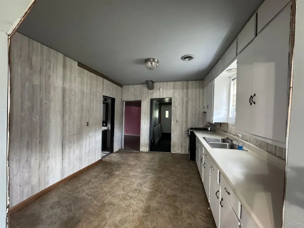 2012 Marsac Street Bay City City, MI 48708