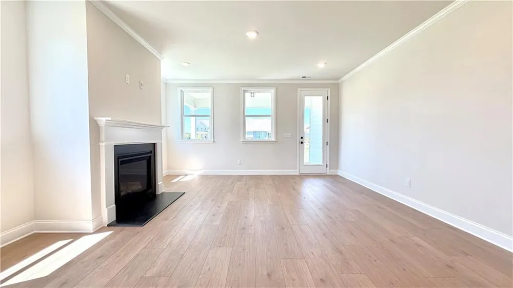 311 Grand Wehunt Hoschton, GA 30548