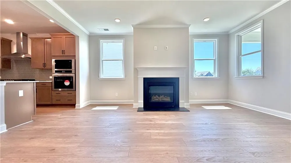 311 Grand Wehunt Hoschton, GA 30548