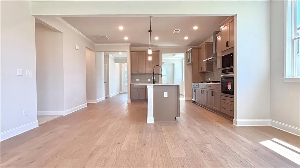 311 Grand Wehunt Hoschton, GA 30548