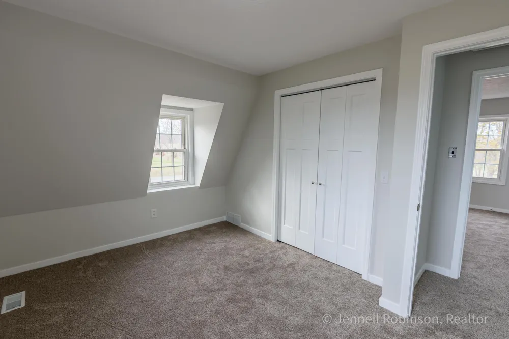 7154 Morse Lake Avenue SE Alto, MI 49302