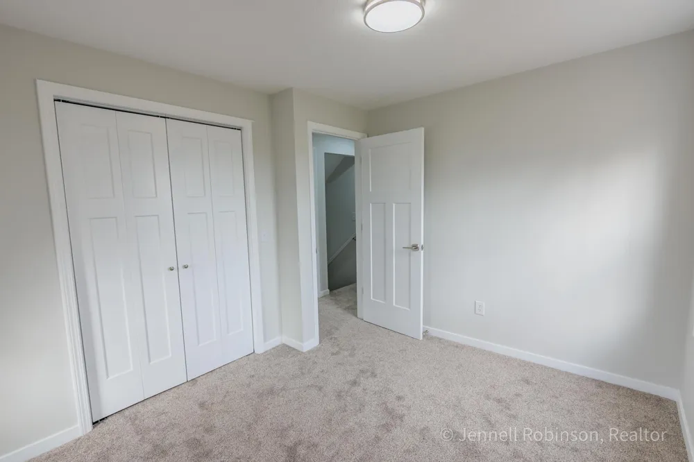 7154 Morse Lake Avenue SE Alto, MI 49302