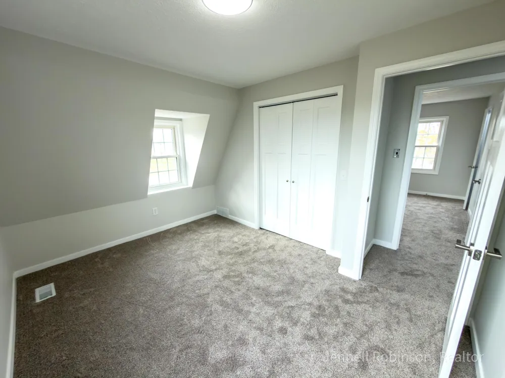 7154 Morse Lake Avenue SE Alto, MI 49302