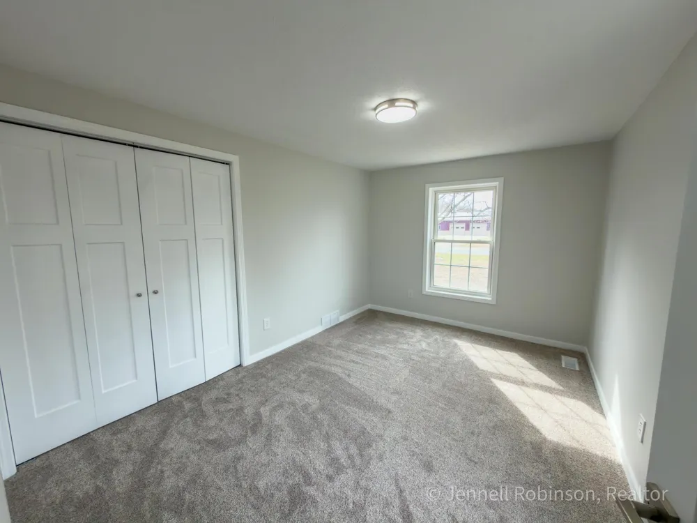 7154 Morse Lake Avenue SE Alto, MI 49302