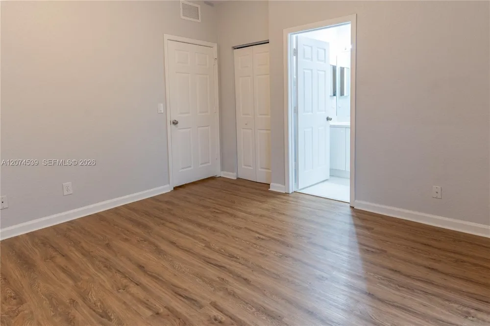 806 Santa Catalina Cir North Lauderdale, FL 33068
