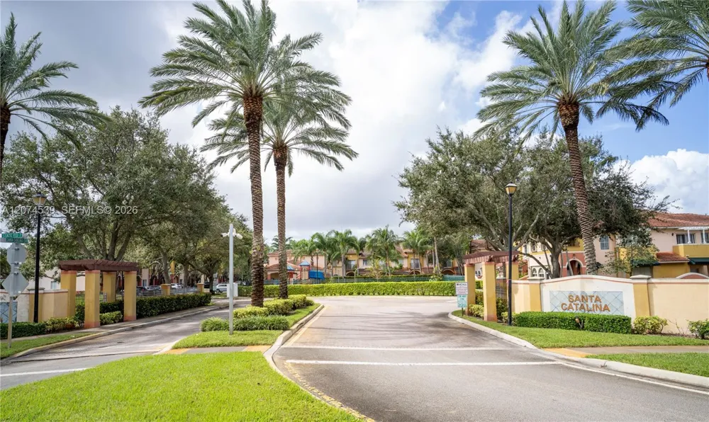 806 Santa Catalina Cir North Lauderdale, FL 33068