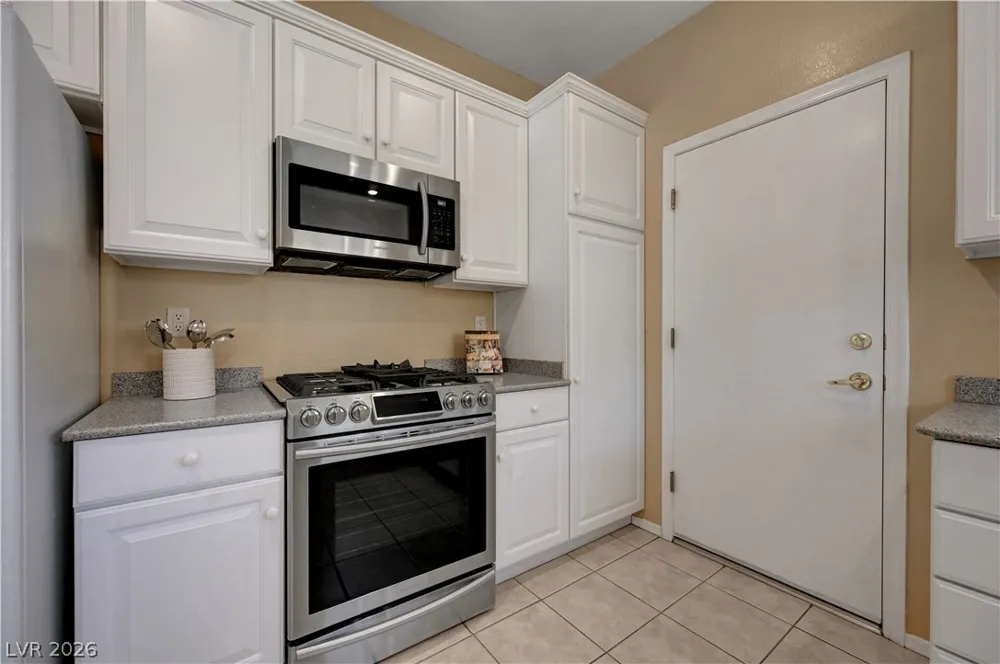 1807 Eagle Mesa Avenue Henderson, NV 89012